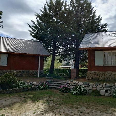 Cabanas Pyracantha Esquel Exterior foto